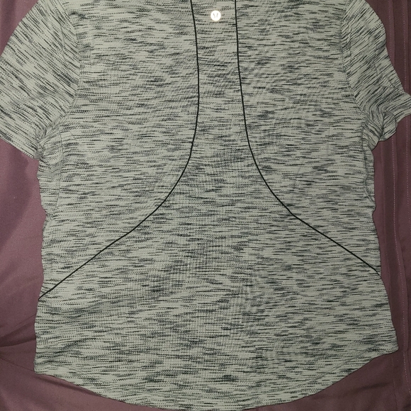 Lululemon gi the distance short sleeve shirt, heathered - Picture 4 of 5
